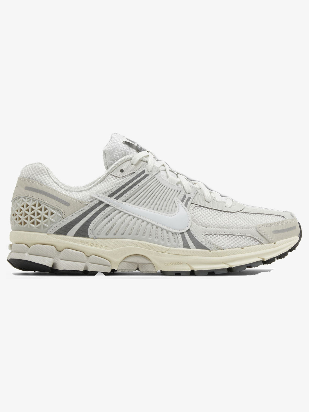 Nike Zoom Vomero 5 'Platinum Tint' β side