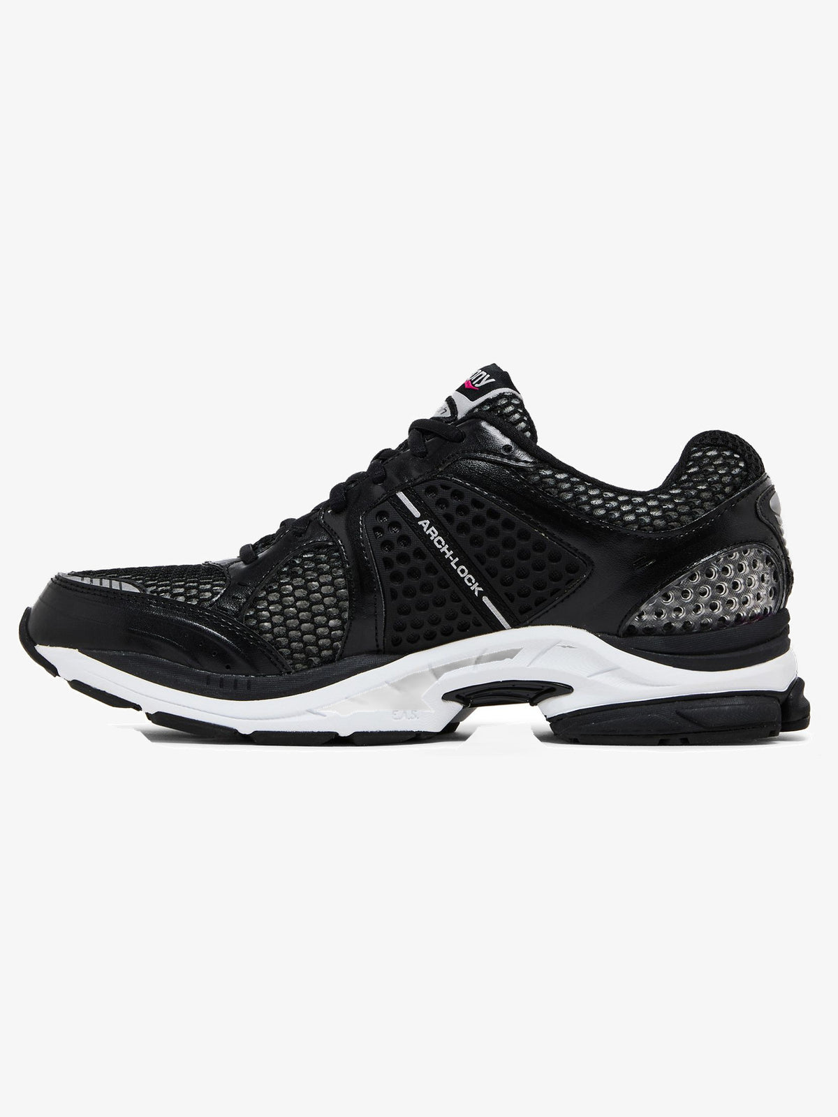 Saucony ProGrid Triumph 4 'Black' β inner side