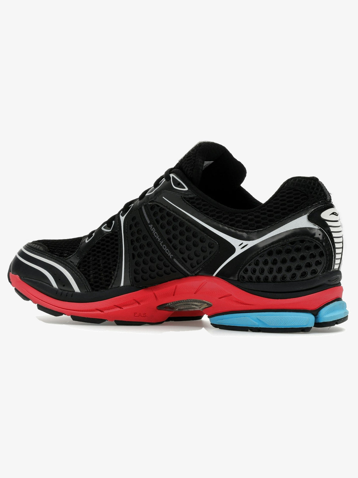 Saucony ProGrid Triumph 4 'Keith Haring NYC Marathon' β rear three-quarter