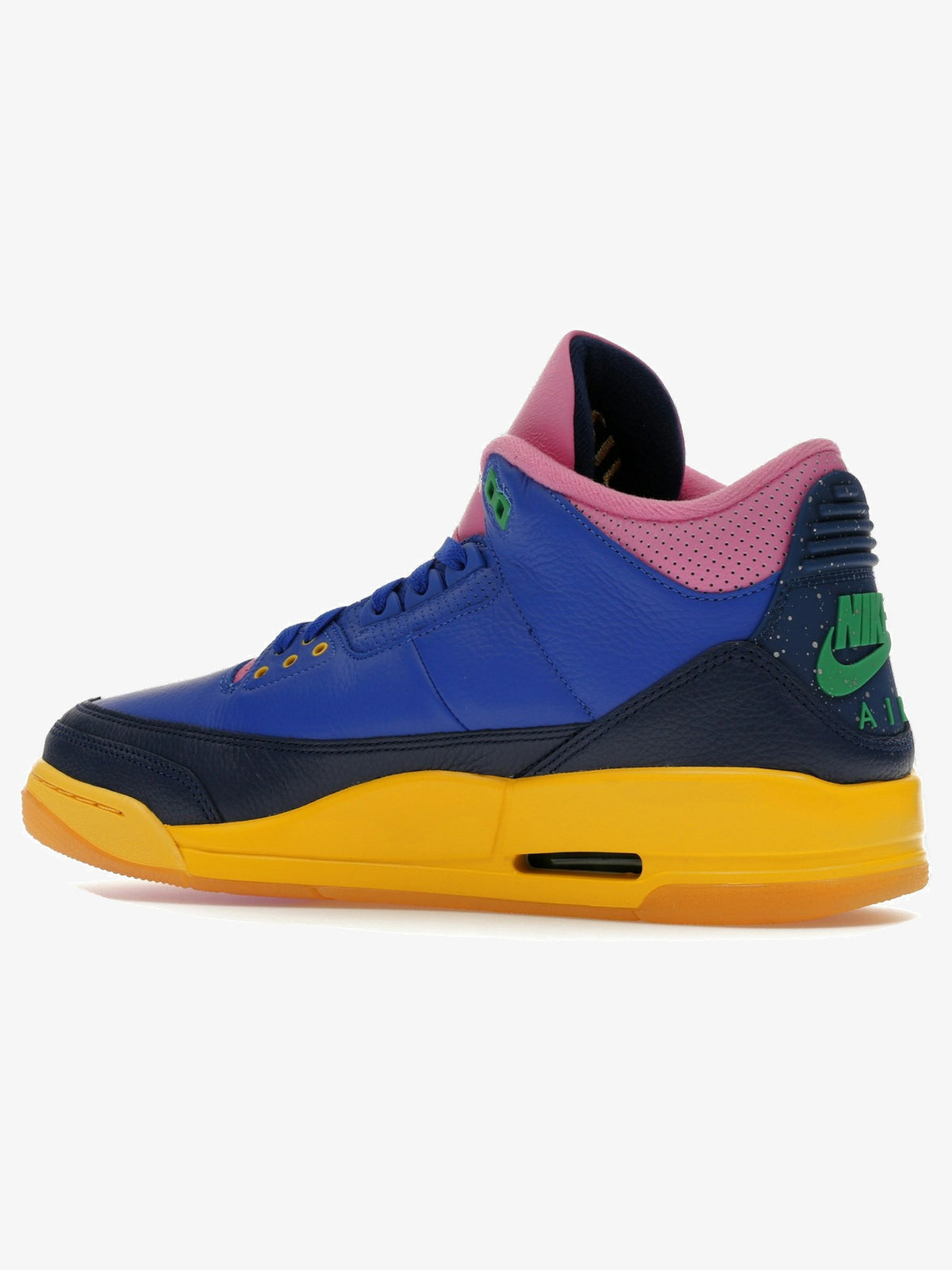 Jordan 3 Retro 'Brazil' β rear three-quarter