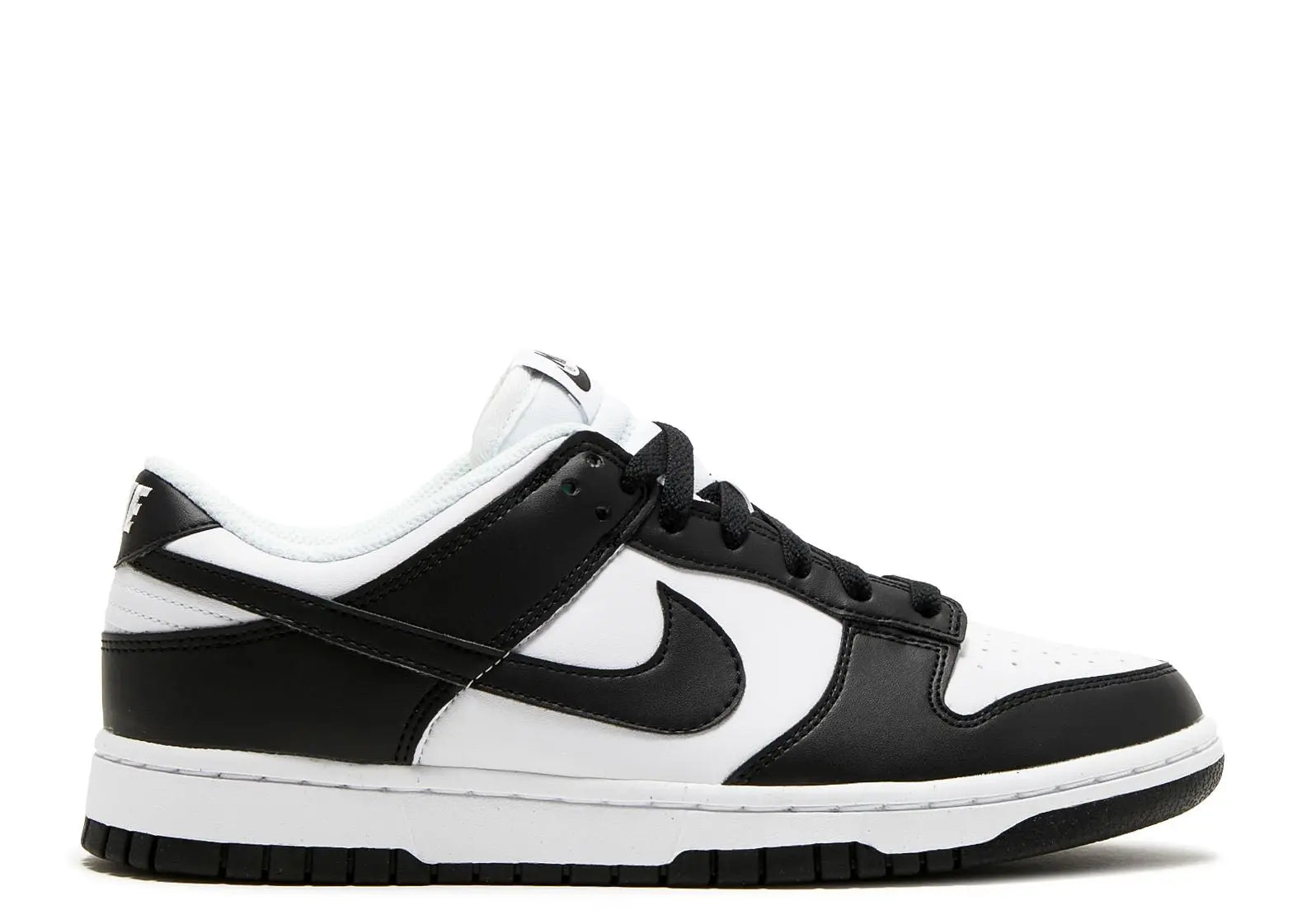 Wmns Dunk Low Next Nature Black White Nike