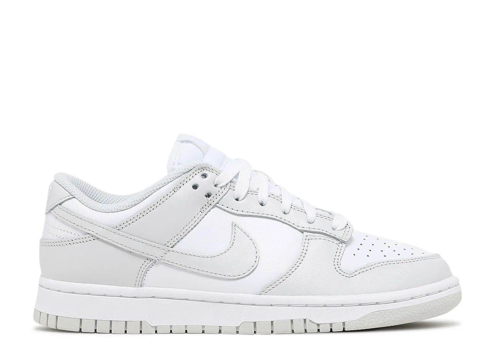 Wmns Dunk Low Photon Dust Nike