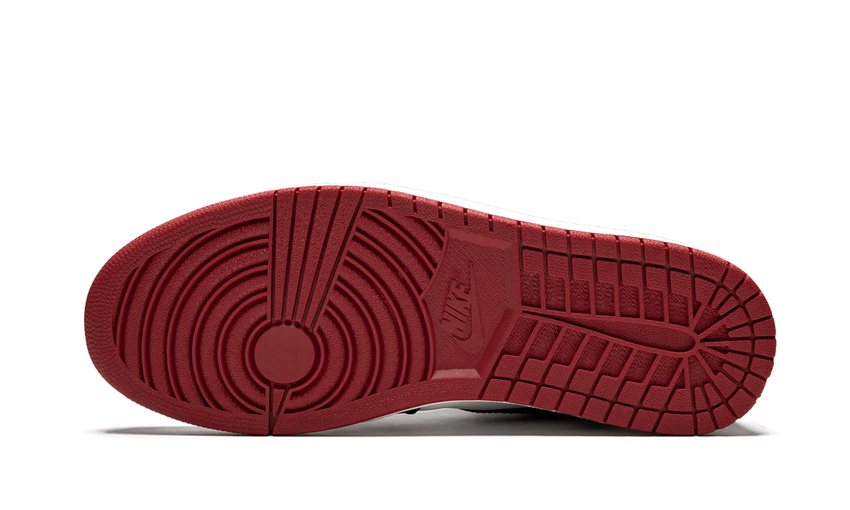 Jordan 1 Retro Black Toe (2016)