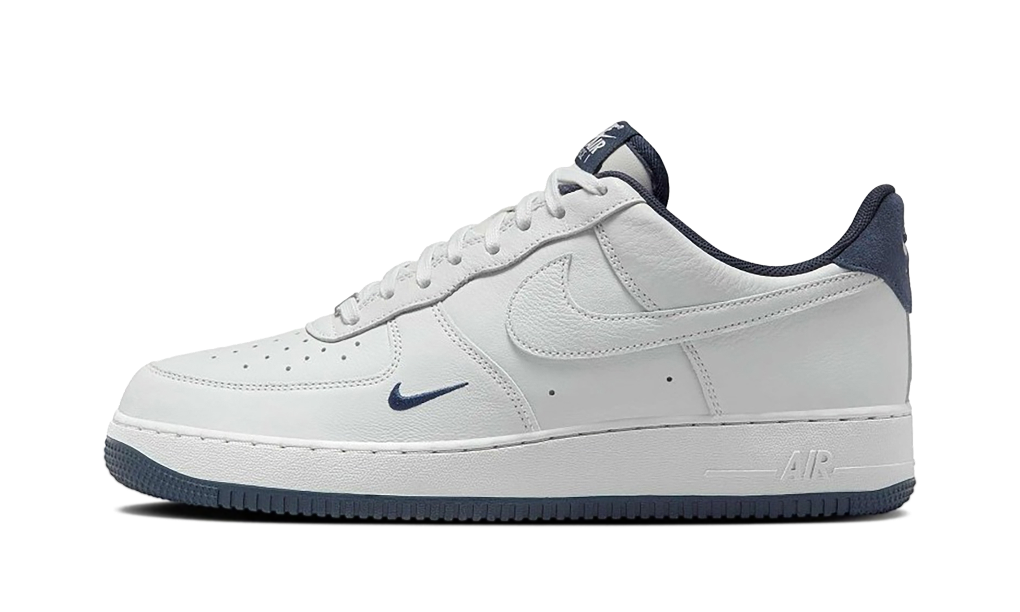 Nike Air Force 1 Low '07 LV8 Photon Dust Obsidian
