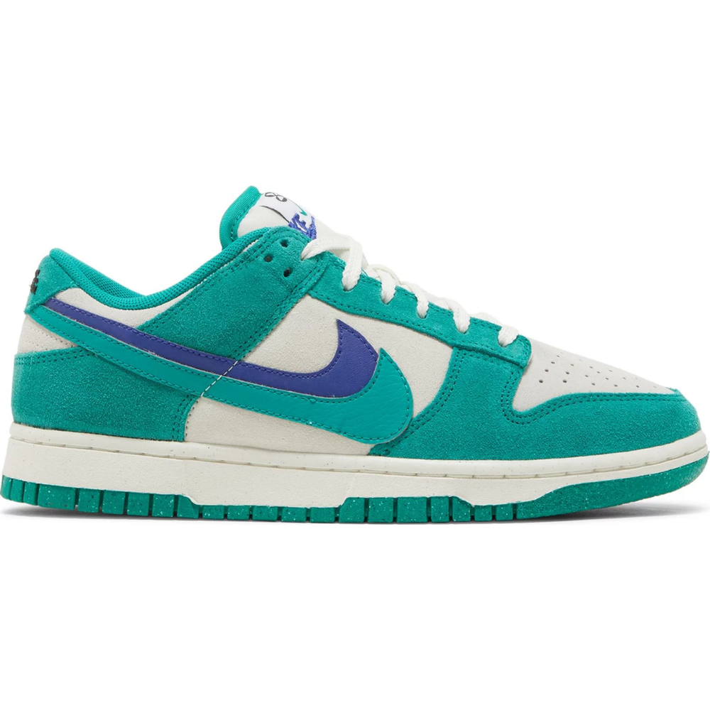 
                      
                        Nike Dunk Low SE 85 Neptune Green (Women's)
                      
                    