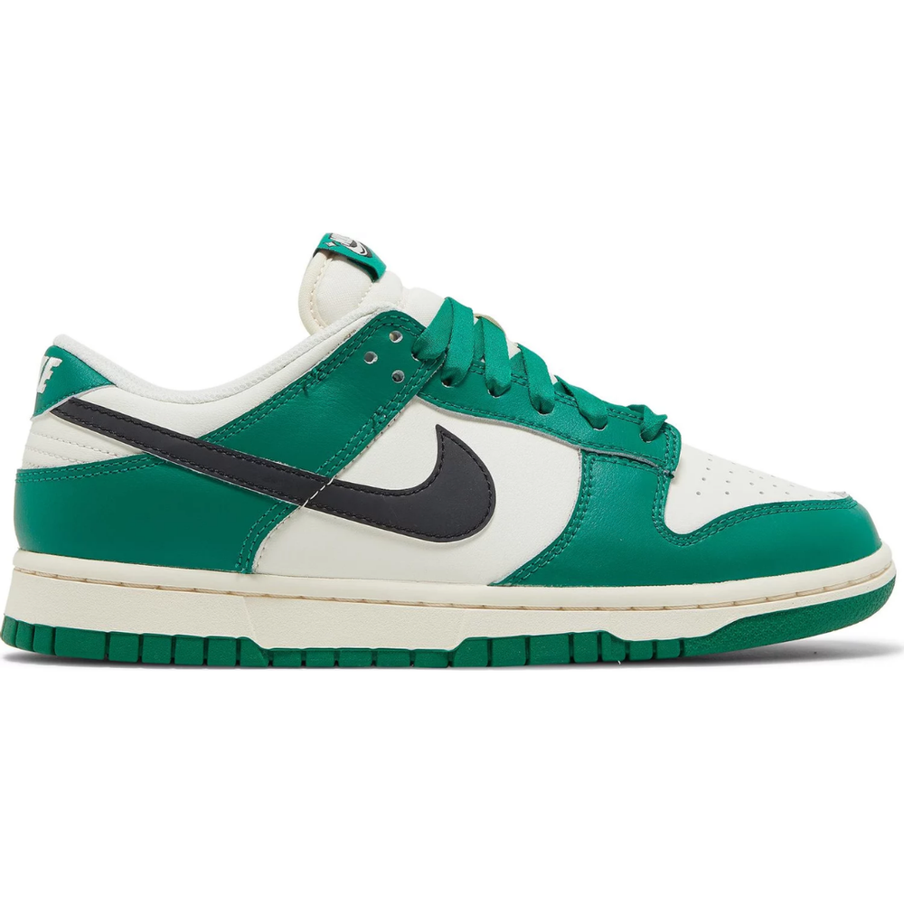 
                      
                        Nike Dunk Low SE Lottery Pack Malachite Green
                      
                    