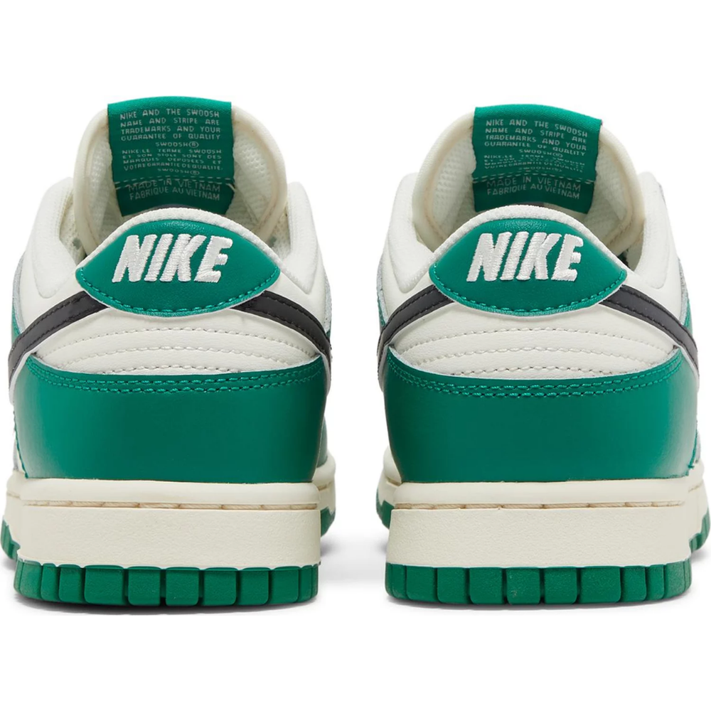 
                      
                        Nike Dunk Low SE Lottery Pack Malachite Green
                      
                    