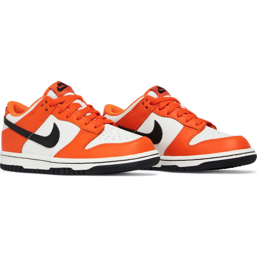 
                      
                        Nike Dunk Low Halloween (2022) (GS)
                      
                    