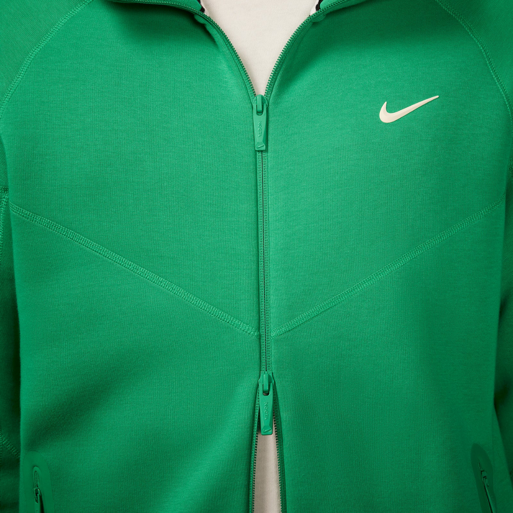 
                      
                        Nike x NOCTA Tech Fleece Hoodie Stadium Green/Sail
                      
                    