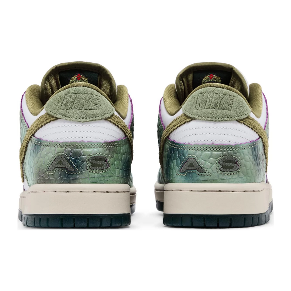 
                      
                        Nike SB Dunk Low Alexis Sablone Chameleon
                      
                    