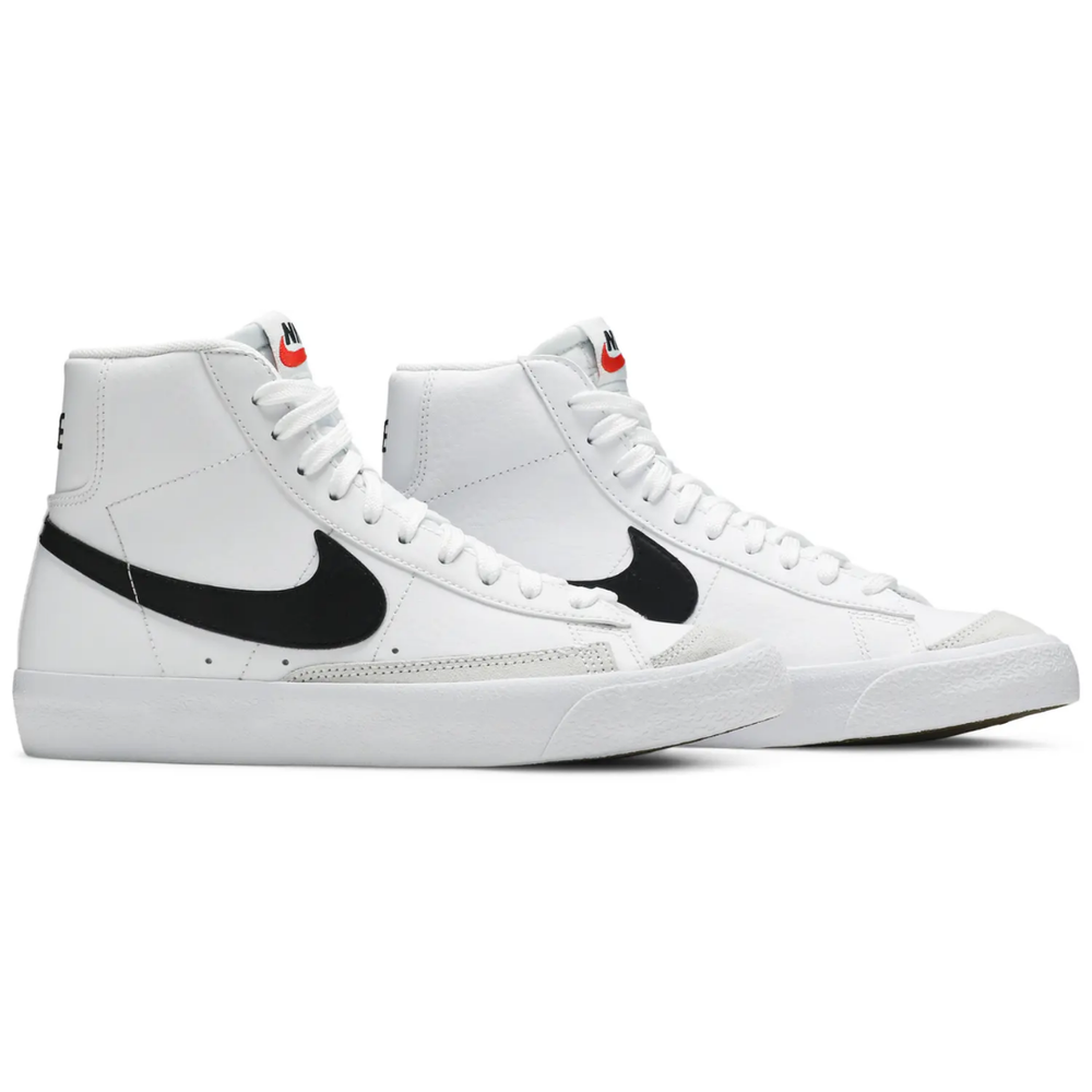 
                      
                        Nike Blazer Mid 77 White Black (GS)
                      
                    