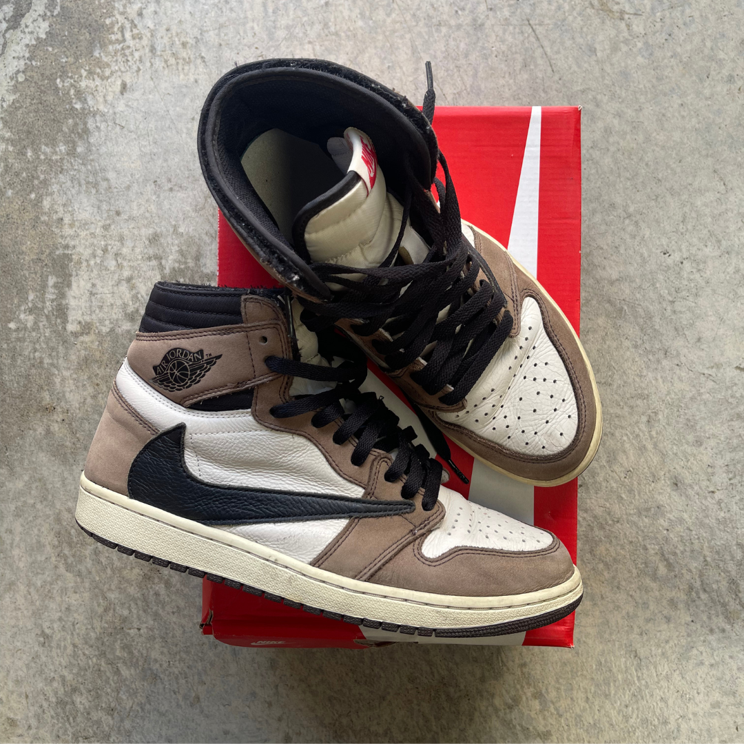 (Pre-Loved C) Travis Scott x Air Jordan 1 Retro High 'Mocha' - US10 Mens / 11.5 Womens