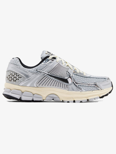 Nike Zoom Vomero 5 'Grey Fog Chrome' – side