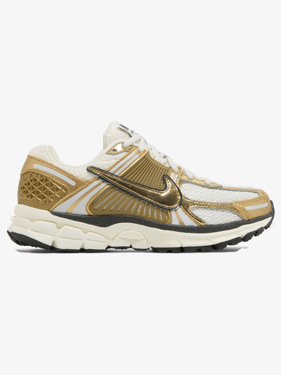 Nike Zoom Vomero 5 'Metallic Gold' (W) – side