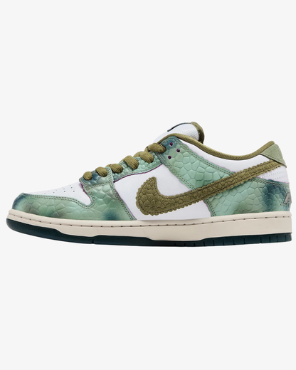 Alexis Sablone x Nike Dunk Low SB Chameleon