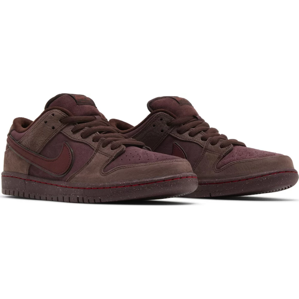 
                      
                        Nike SB Dunk Low City of Love Burgundy Crush
                      
                    