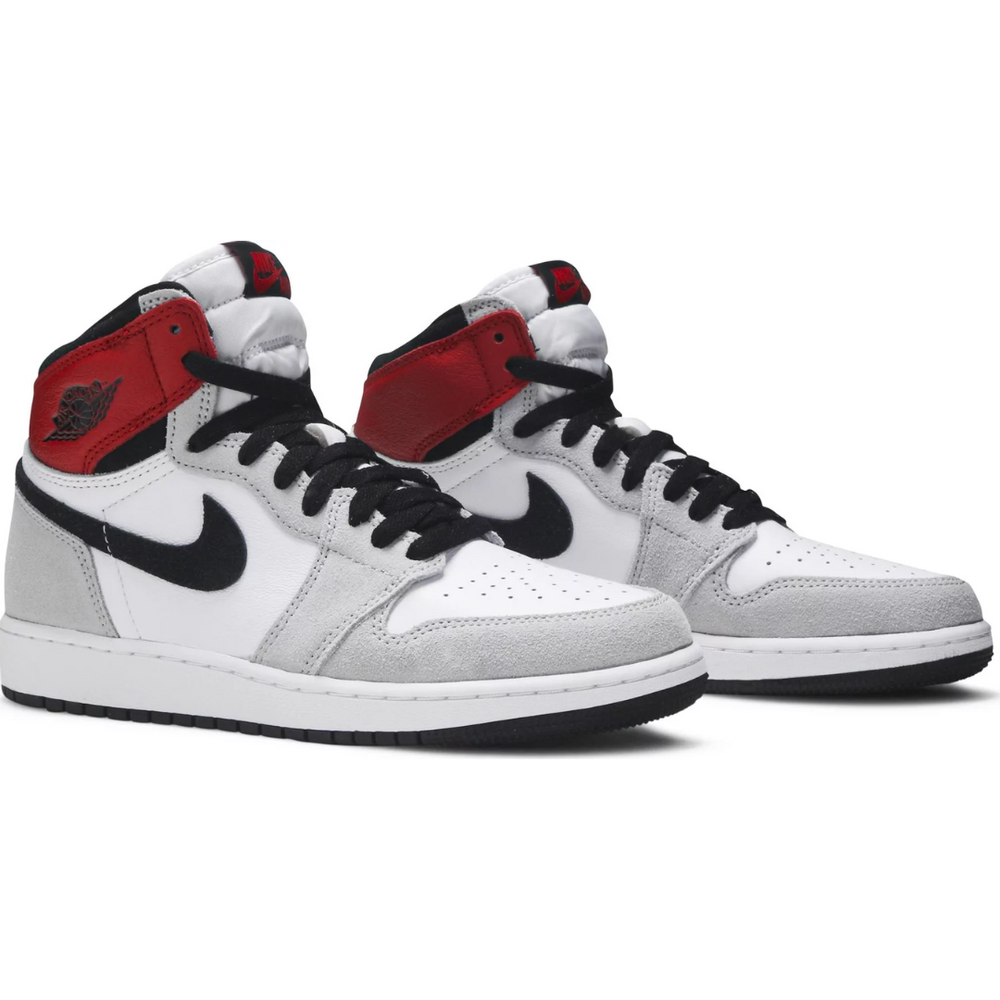 
                      
                        Jordan 1 Retro High Light Smoke Grey (GS)
                      
                    