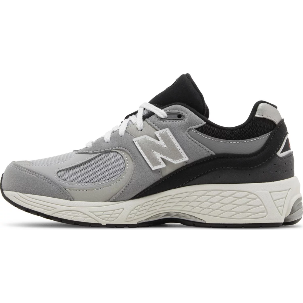 
                      
                        New Balance 2002R Slate Grey Raincloud
                      
                    