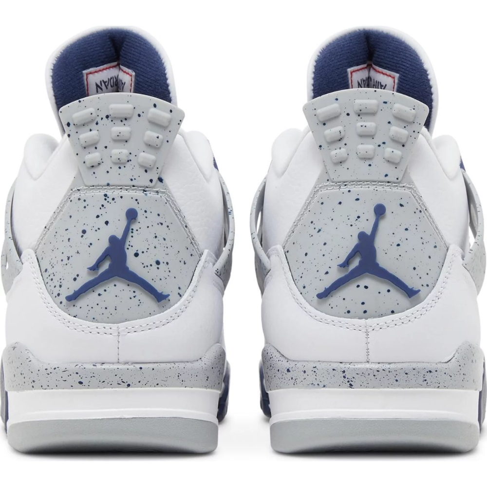 
                      
                        Jordan 4 Retro Midnight Navy
                      
                    