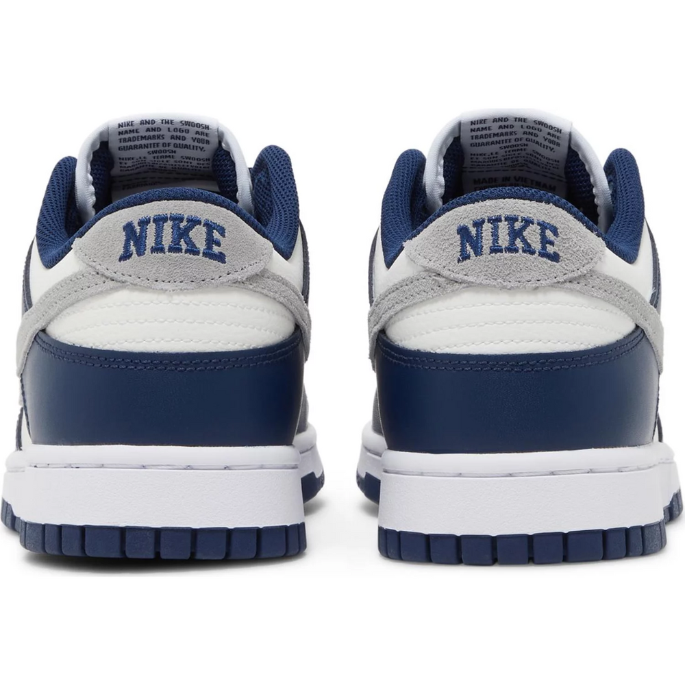 
                      
                        Nike Dunk Low Summit White Midnight Navy
                      
                    