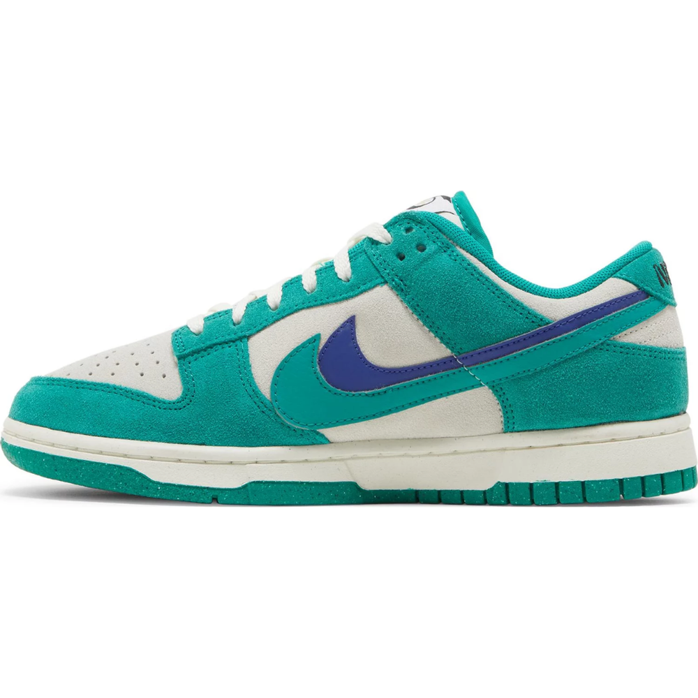 
                      
                        Nike Dunk Low SE 85 Neptune Green (Women's)
                      
                    