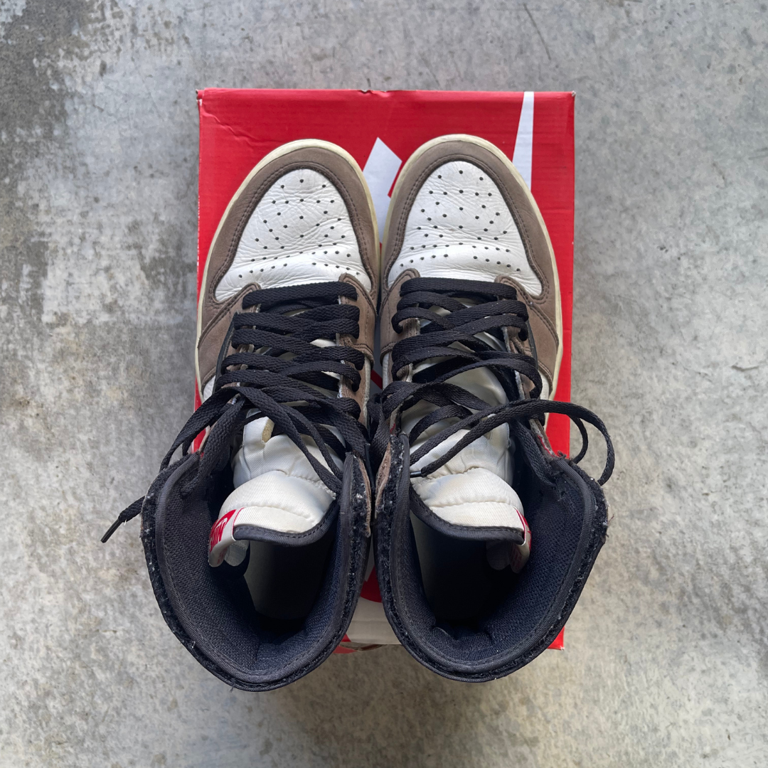 (Pre-Loved C) Travis Scott x Air Jordan 1 Retro High 'Mocha' - US10 Mens / 11.5 Womens