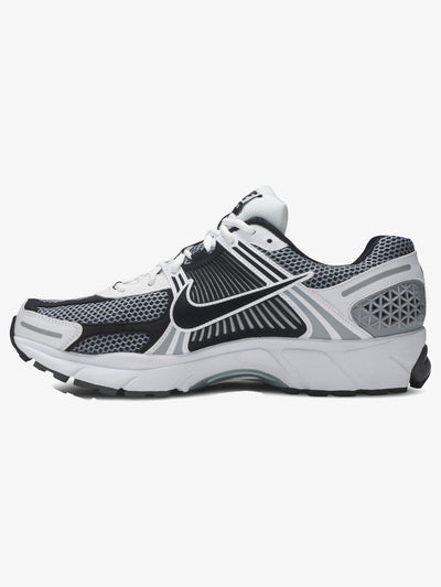 Nike Zoom Vomero 5 SE SP 'Dark Grey Black White' – inner side