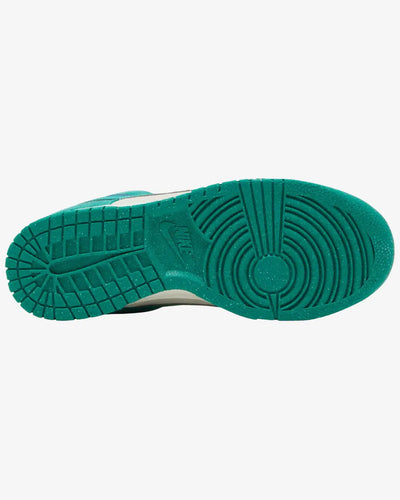 Nike Dunk Low SE 85 Wmns Nike