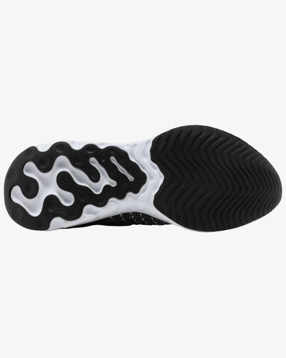 Nike React Phantom Run Flyknit 2 Oreo Wmns