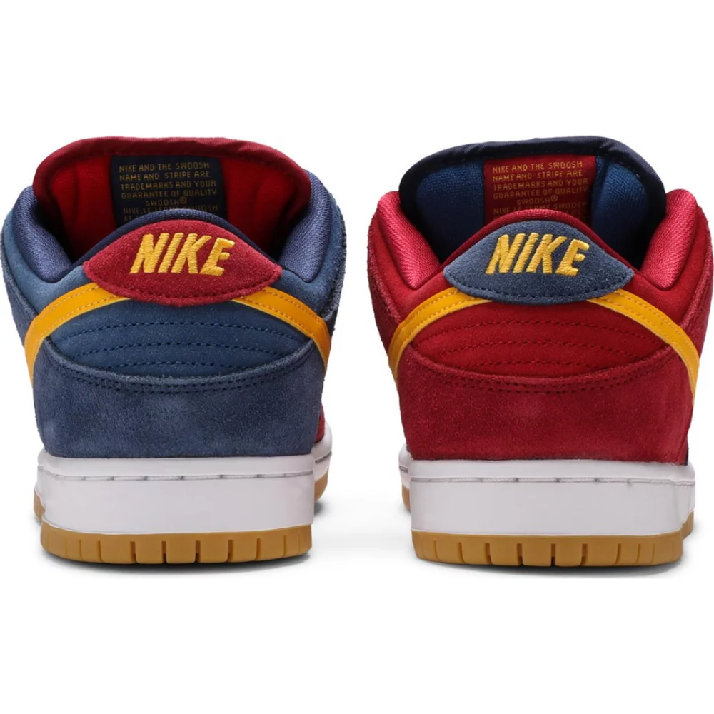 
                      
                        Nike SB Dunk Low Barcelona
                      
                    