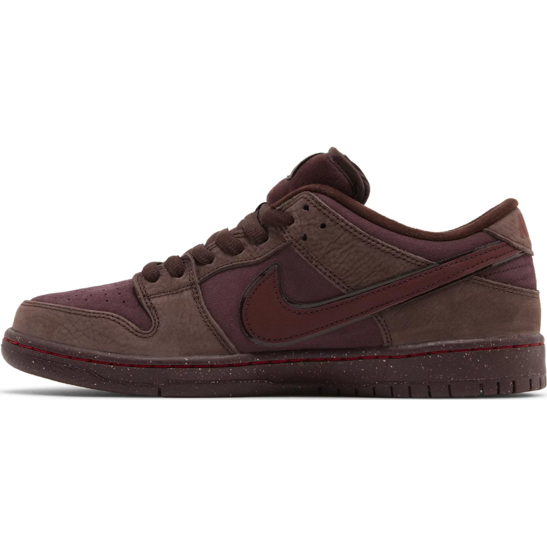 Nike SB Dunk Low City of Love Burgundy Crush