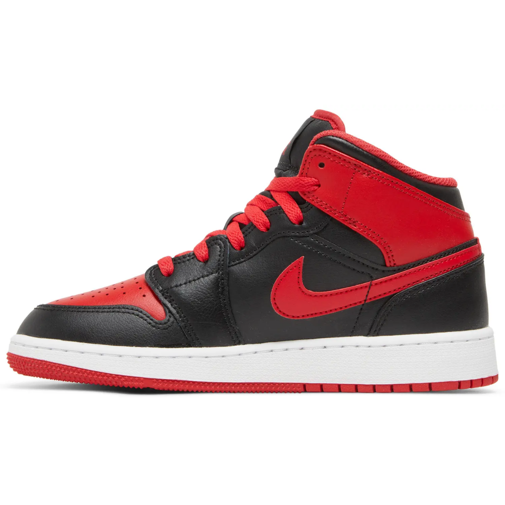 
                      
                        Jordan 1 Mid Alternate Bred (2022) (GS)
                      
                    