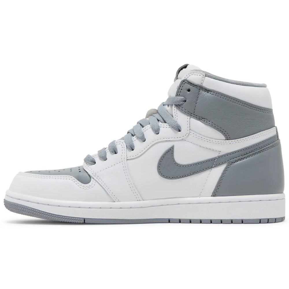 Jordan 1 Retro High OG Stealth