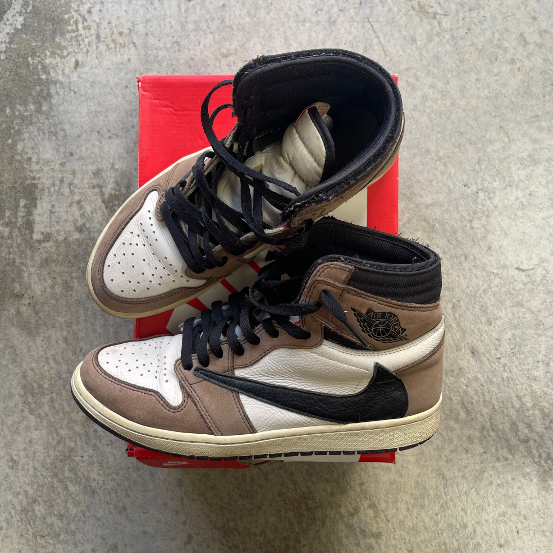 (Pre-Loved C) Travis Scott x Air Jordan 1 Retro High 'Mocha' - US10 Mens / 11.5 Womens