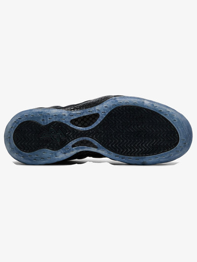 Nike Air Foamposite One 'Carbon Fiber' – sole