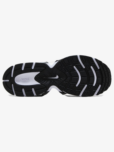 Nike V5 RNR 'White Vast Grey College Grey Black' – sole