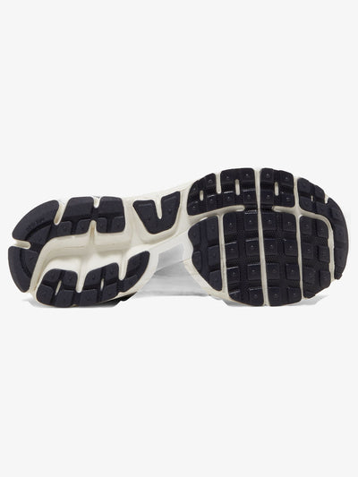Nike Zoom Vomero 5 'Photon Dust Metallic Silver' (W) – sole