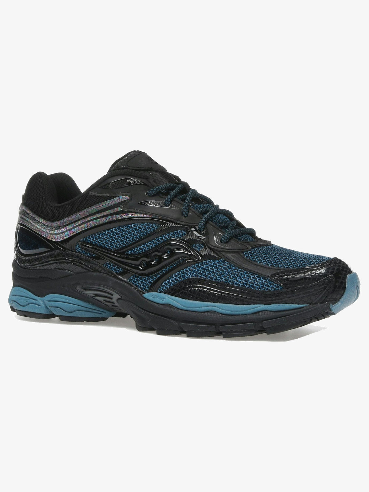 Saucony ProGrid Omni 9 'Glowaconstrictor Black' – front three-quarter