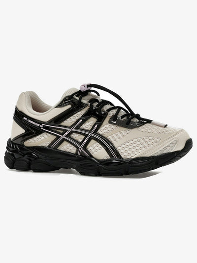 ASICS Gel-Cumulus 16 'Finesse Desert Rose' – front three-quarter