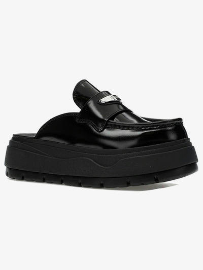 Jordan Mule 'Black Metallic Silver' (W) – front three-quarter