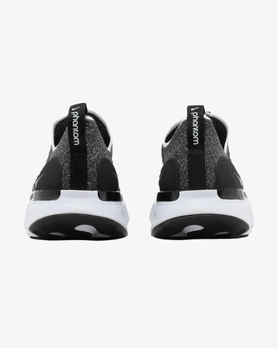 Nike React Phantom Run Flyknit 2 Oreo Wmns Nike