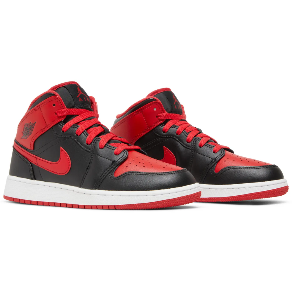 
                      
                        Jordan 1 Mid Alternate Bred (2022) (GS)
                      
                    