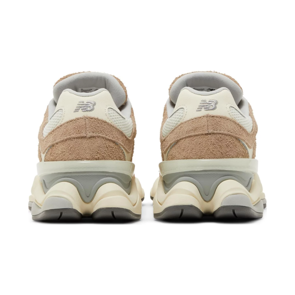 
                      
                        New Balance 9060 Driftwood Stone Pink Sea Salt
                      
                    