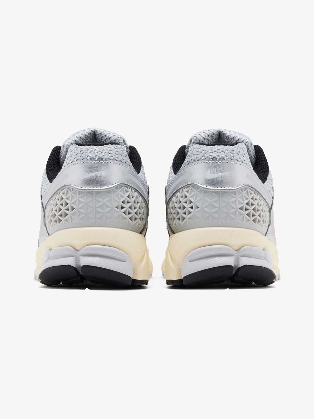 Nike Zoom Vomero 5 'Grey Fog Chrome' – back