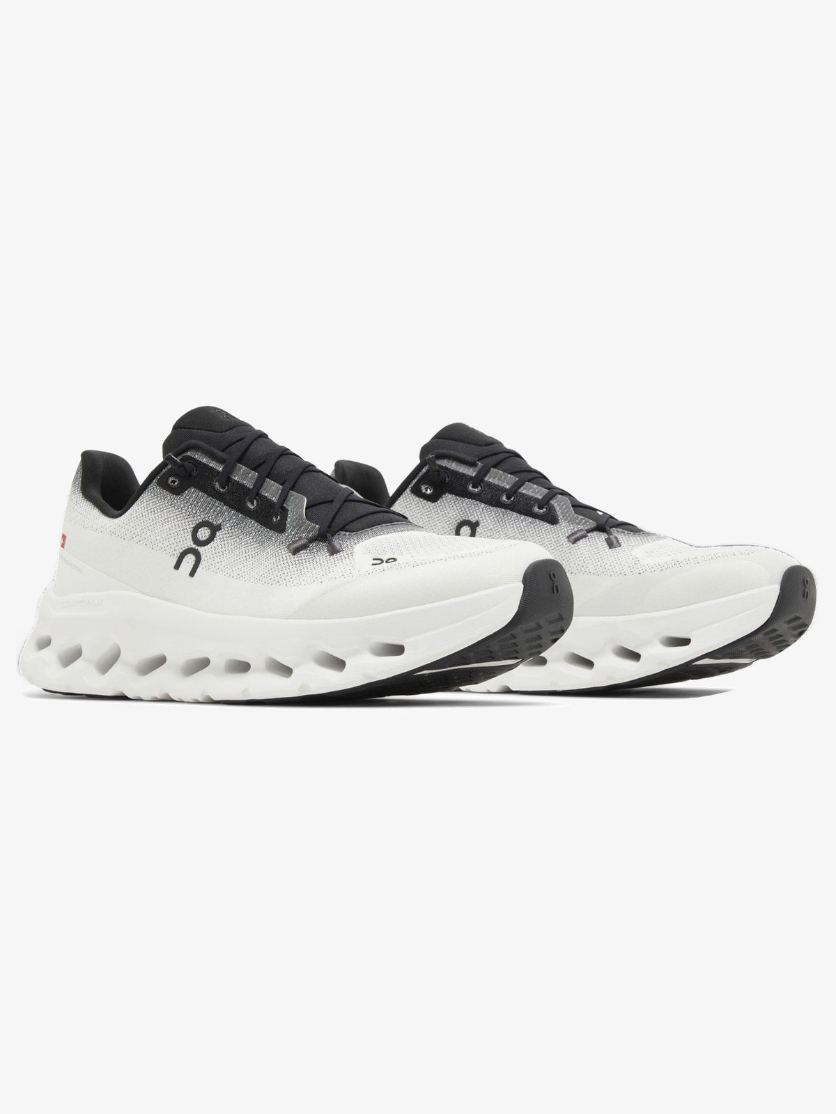 On Running Cloudtilt 'Black Ivory' – pair