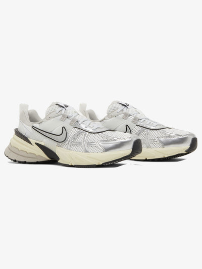 Nike V2K Run 'Summit White Metallic Silver' (W) – pair