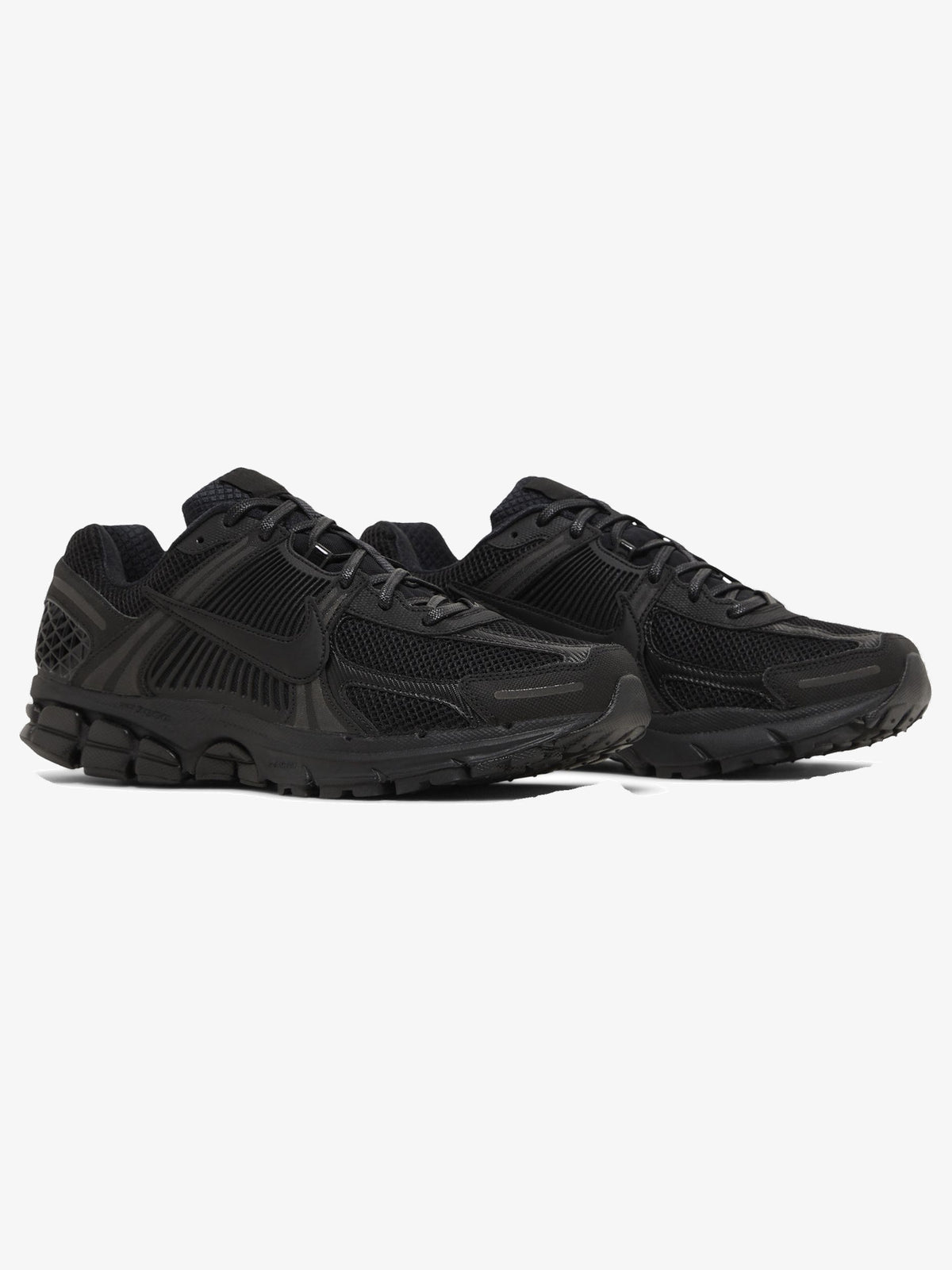 Nike Zoom Vomero 5 'Triple Black' – pair