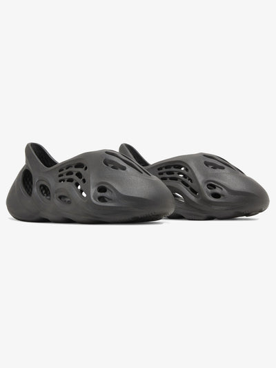 adidas Yeezy Foam RNR 'Onyx' – pair