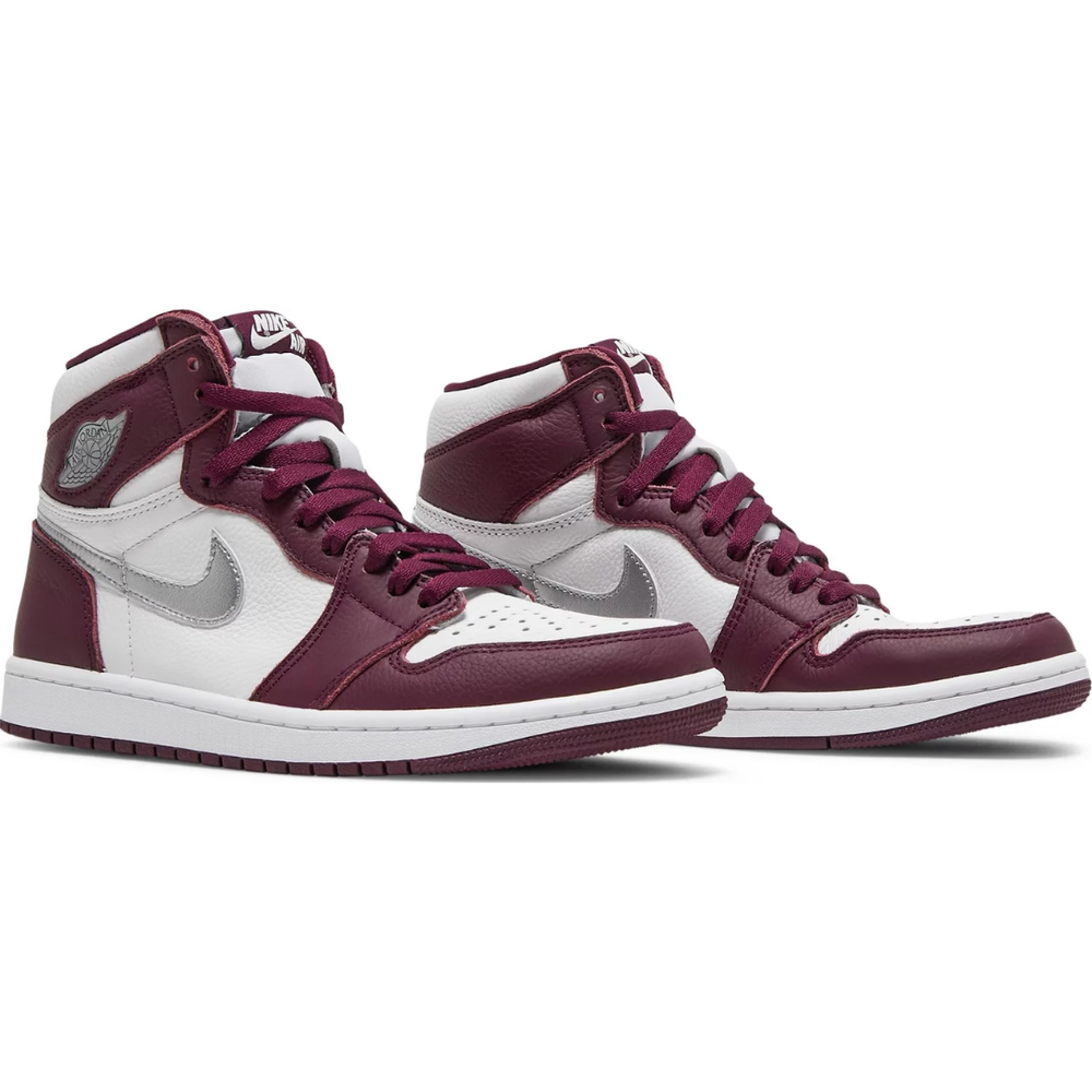 
                      
                        Jordan 1 Retro High OG Bordeaux
                      
                    