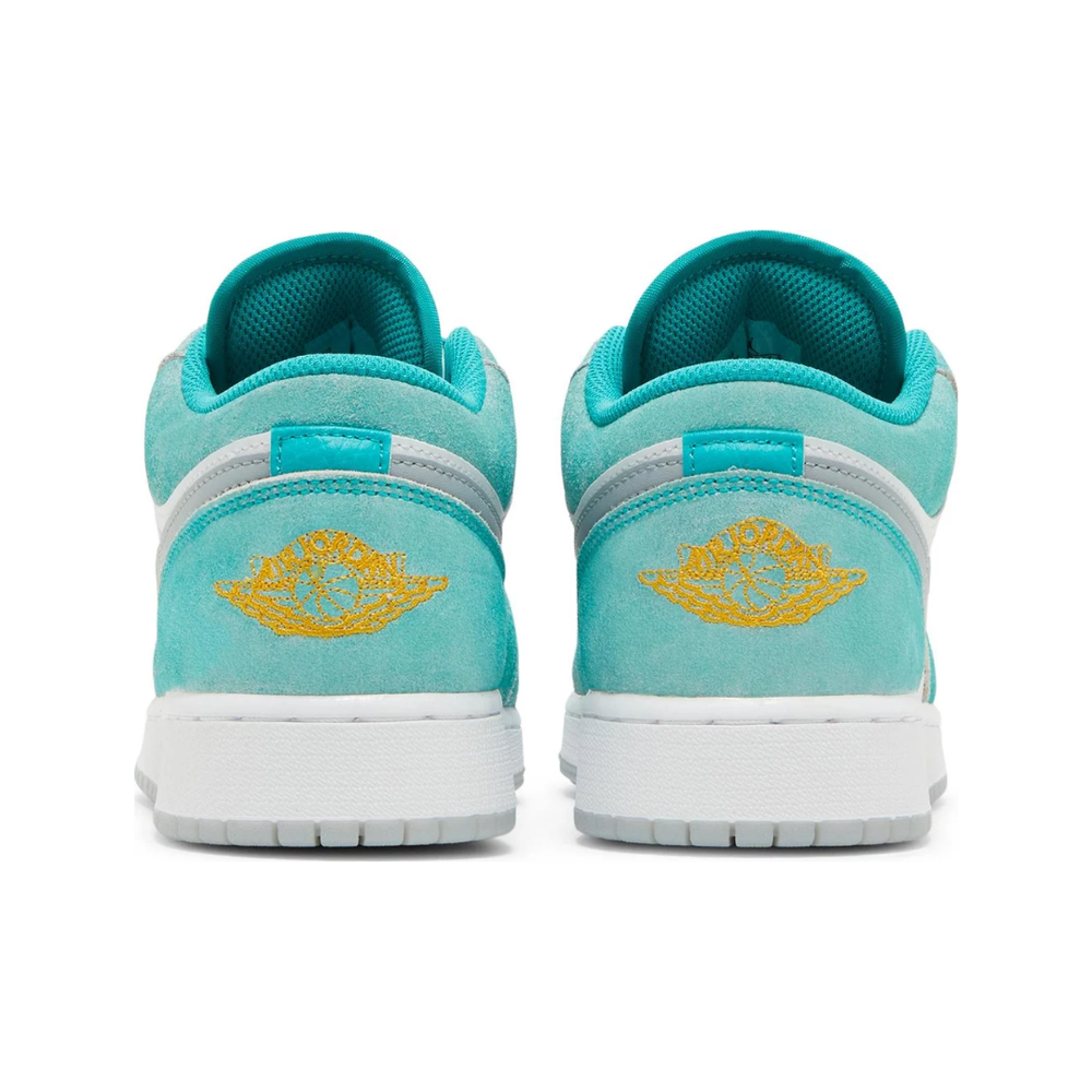 
                      
                        Jordan 1 Low New Emerald (GS)
                      
                    